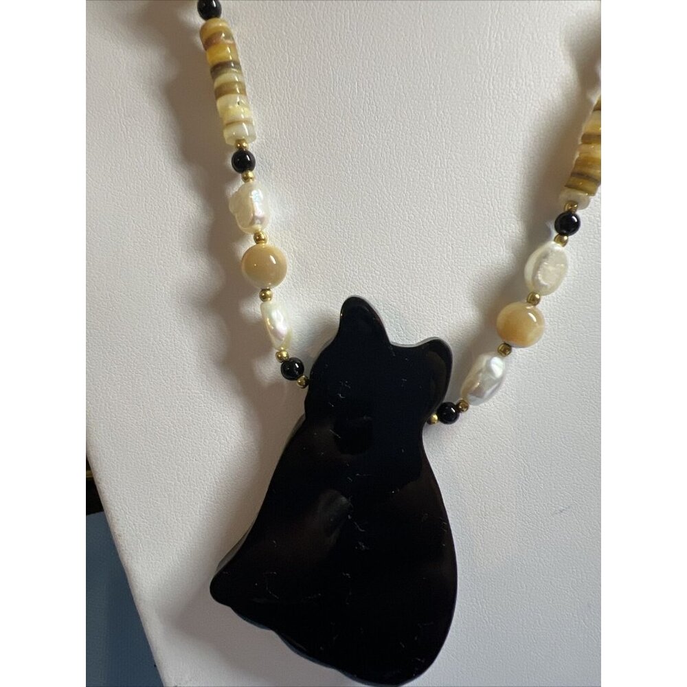 Vintage 80’sCat Motif Abalone Shimmer Inlay Mother Of Pearl Shell Puka Necklace - Picture 3 of 5